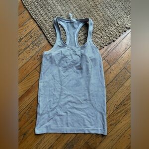 Lululemon Swiftly Tech Racerback Tank Top
2.0 Race Length In Tetra Stripe sz: 4